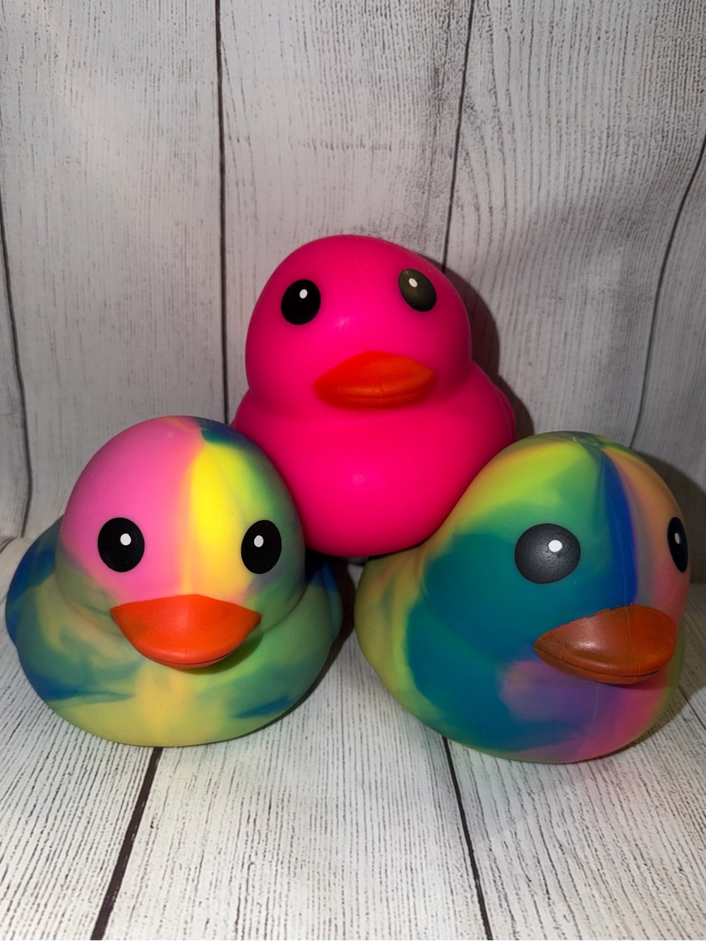 Set of 3 - Sunny Days Jumbo Squeeezy Tie-Dye, Pink Ducks
